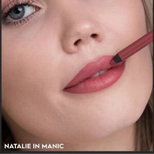 Urban Decay MANIC Lip Liner in Manic Red